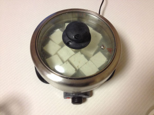 温泉湯豆腐を加熱する